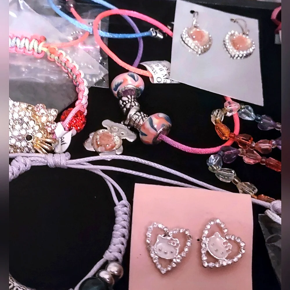 Girls' Teddy Bear & Heart Necklace & Earrings Set of 2 - Picture 8 of 9
